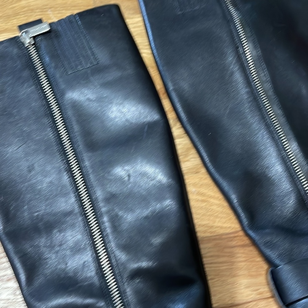 MICHAEL Michael Kors Black Tall Riding Boots MK Logo Size 8.5 - Picture 8 of 8